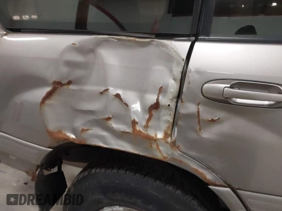 ✅ 2001 Toyota Land Cruiser • VIN: JTEHT05J312009269 • Лот: 41921927. Опубликован ранее на IAAI с пробегом 252 176 миль. Бесплатный доступ к архиву аукционных продаж из США и подробный отчёт об истории автомобиля на DreamBid. Изображение 19.