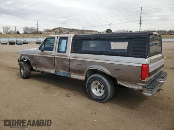 ✅ 1992 Ford F-150 S • VIN: 1FTEX15Y0NKB12878 • Lot: 49267145. Listed on Copart with 238,017 mi. Free auction sales archive from the USA and detailed vehicle history report at DreamBid. Image 2.