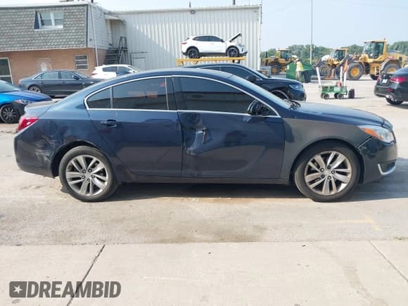 ✅ 2016 Buick Regal Premium II • VIN: 2G4GS5GX8G9118642 • Лот: 42920414. Опубликован ранее на IAAI с пробегом 130 810 миль. Бесплатный доступ к архиву аукционных продаж из США и подробный отчёт об истории автомобиля на DreamBid. Изображение 14.
