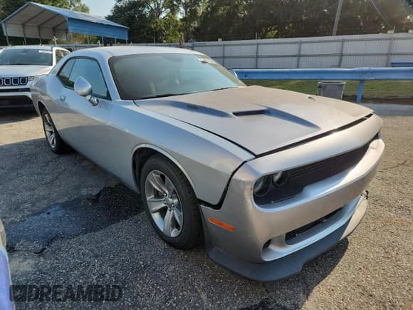✅ 2020 Dodge Challenger SXT • VIN: 2C3CDZAG2LH105614 • Lot: 80730515. Wystawiony na Copart z przebiegiem 140 408 mil. Bezpłatny archiwum sprzedaży aukcyjnych z USA i szczegółowy raport historii pojazdu na DreamBid. Zdjęcie 4.