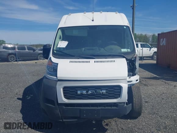 ✅ 2021 Ram ProMaster Cargo • VIN: 3C6LRVBG5ME527045 • Lot: 42085297. Listed on IAAI with 27,399 mi. Free auction sales archive from the USA and detailed vehicle history report at DreamBid. Image 12.