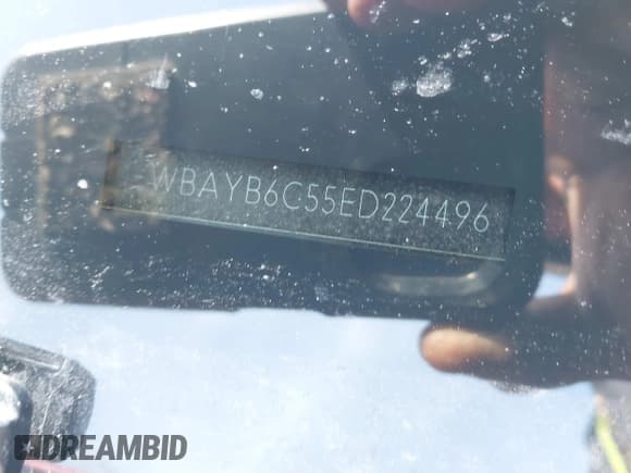 ✅ 2014 BMW 7 Series 750i xDrive • VIN: WBAYB6C55ED224496 • Lot: 41471012. Wystawiony na IAAI z przebiegiem 131 851 mil. Bezpłatny archiwum sprzedaży aukcyjnych z USA i szczegółowy raport historii pojazdu na DreamBid. Zdjęcie 17.