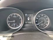 ✅ 2017 Hyundai Santa Fe SE • VIN: KM8SM4HF2HU221144 • Lot: 90452555. Listed on Copart with 141,668 mi. Free auction sales archive from the USA and detailed vehicle history report at DreamBid. Image 9.