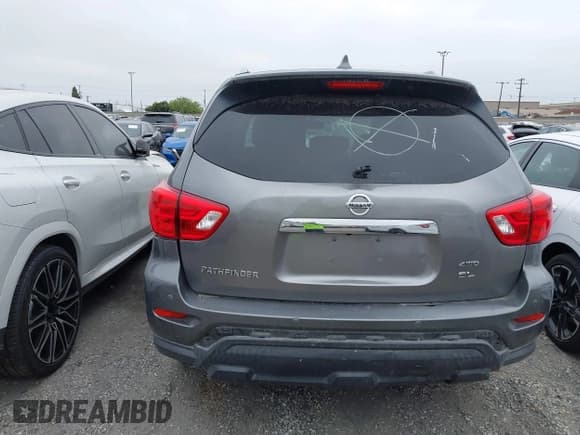 ✅ 2019 Nissan Pathfinder SV • VIN: 5N1DR2MM2KC606350 • Lot: 41969036. Listed on IAAI with 103,478 mi. Free auction sales archive from the USA and detailed vehicle history report at DreamBid. Image 16.