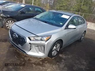 ✅ 2020 Hyundai Ioniq Blue • VIN: KMHC65LC5LU228065 • Lot: 41203878. Wystawiony na IAAI z przebiegiem 108 931 mil. Bezpłatny archiwum sprzedaży aukcyjnych z USA i szczegółowy raport historii pojazdu na DreamBid. Zdjęcie 2.