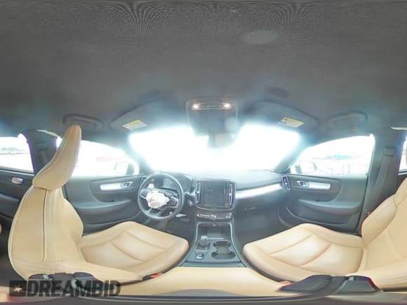 ✅ 2019 Volvo XC40 Momentum • VIN: YV4162UK2K2155020 • Лот: 91381845. Опубликован ранее на Copart с пробегом 55 824 миль. Бесплатный доступ к архиву аукционных продаж из США и подробный отчёт об истории автомобиля на DreamBid. Изображение 16.