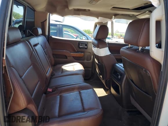 ✅ 2014 Chevrolet Silverado 1500 High Country • VIN: 3GCUKTEJ2EG450282 • Лот: 52665544. Опубликован ранее на Copart с пробегом Не указан. Бесплатный доступ к архиву аукционных продаж из США и подробный отчёт об истории автомобиля на DreamBid. Изображение 11.