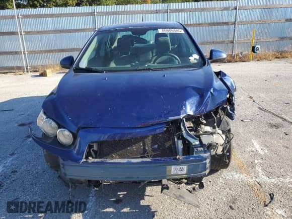 2012 Chevrolet Sonic LT z VIN 1G1JC5SH8C4221217, wystawiony jako Copart lot #86606685 z przebiegiem 141 776 mil mil oraz Szkoda całkowita • Salvage title. Historia ofert i sprzedaży dostępna na DreamBid. Obrazek 5.