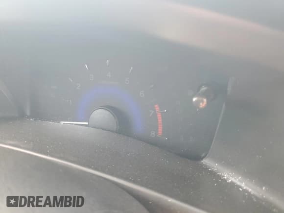 ✅ 2014 Honda Civic LX • VIN: 19XFB2F57EE070631 • Lot: 82098515. Wystawiony na Copart z przebiegiem Nie podano. Bezpłatny archiwum sprzedaży aukcyjnych z USA i szczegółowy raport historii pojazdu na DreamBid. Zdjęcie 9.