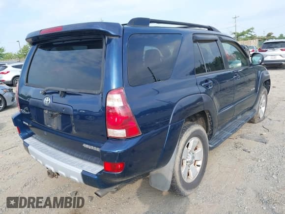 ✅ 2003 Toyota 4Runner SR5 • VIN: JTEBU14R238007075 • Lot: 42882285. Listed on IAAI with 245,122 mi. Free auction sales archive from the USA and detailed vehicle history report at DreamBid. Image 4.