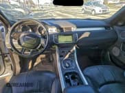 ✅ 2016 Land Rover Range Rover Evoque SE • VIN: SALVP2BG3GH084956 • Lot: 96274165. Wystawiony na Copart z przebiegiem 125 296 mil. Bezpłatny archiwum sprzedaży aukcyjnych z USA i szczegółowy raport historii pojazdu na DreamBid. Zdjęcie 9.