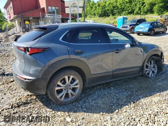 ✅ 2021 Mazda CX-30 Premium • VIN: 3MVDMBDL3MM307699 • Lot: 58016134. Wystawiony na Copart z przebiegiem 32 867 mil. Bezpłatny archiwum sprzedaży aukcyjnych z USA i szczegółowy raport historii pojazdu na DreamBid. Zdjęcie 3.