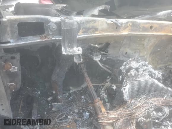 ✅ 2021 Alfa Romeo Giulia • VIN: ZARFAMAN9M7647007 • Lot: 64947855. Listed on Copart with Not provided. Free auction sales archive from the USA and detailed vehicle history report at DreamBid. Image 9.