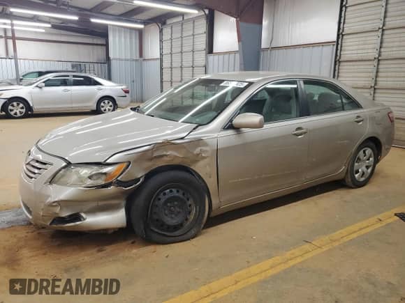 2009 Toyota Camry z VIN 4T1BE46K29U798240, wystawiony jako Copart lot #86309325 z przebiegiem 152 896 mil mil oraz Szkoda całkowita • Salvage title. Historia ofert i sprzedaży dostępna na DreamBid. Obrazek 1.