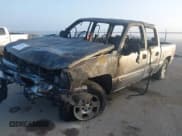 ✅ 2004 Chevrolet Silverado 1500 LS • VIN: 2GCEK13T241398804 • Lot: 41468650. Wystawiony na IAAI z przebiegiem Nie podano. Bezpłatny archiwum sprzedaży aukcyjnych z USA i szczegółowy raport historii pojazdu na DreamBid. Zdjęcie 2.