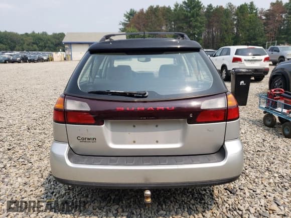 ✅ 2004 Subaru Legacy Outback L.L. Bean • VIN: 4S3BH806847621262 • Лот: 67368015. Опубликован ранее на Copart с пробегом 292 658 миль. Бесплатный доступ к архиву аукционных продаж из США и подробный отчёт об истории автомобиля на DreamBid. Изображение 6.