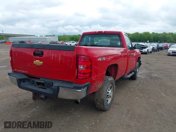 ✅ 2013 Chevrolet Silverado 2500HD Work Truck • VIN: 1GC0KVCG5DZ144211 • Lot: 42232055. Listed on IAAI with 27,235 mi. Free auction sales archive from the USA and detailed vehicle history report at DreamBid. Image 4.