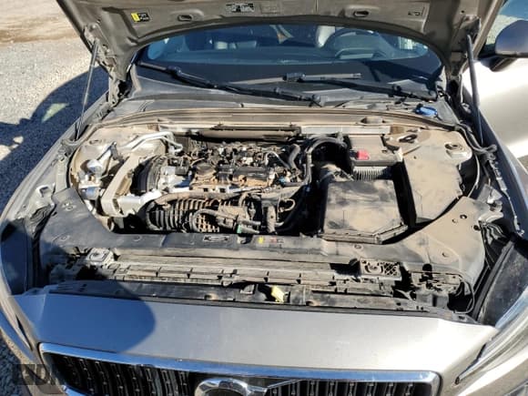 ✅ 2020 Volvo V60 • VIN: YV4102WK3L1033661 • Lot: 87222025. Wystawiony na Copart z przebiegiem 99 611 mil. Bezpłatny archiwum sprzedaży aukcyjnych z USA i szczegółowy raport historii pojazdu na DreamBid. Zdjęcie 12.