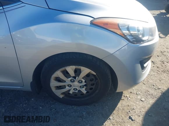 ✅ 2016 Hyundai Elantra • VIN: KMHD35LH7GU270445 • Лот: 43415380. Опубликован ранее на IAAI с пробегом 119 107 миль. Бесплатный доступ к архиву аукционных продаж из США и подробный отчёт об истории автомобиля на DreamBid. Изображение 12.