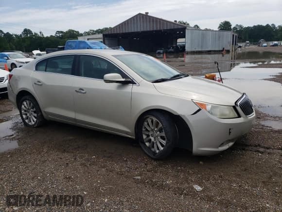 ✅ 2013 Buick LaCrosse Leather • VIN: 1G4GC5E37DF284330 • Lot: 58531795. Wystawiony na Copart z przebiegiem Nie podano. Bezpłatny archiwum sprzedaży aukcyjnych z USA i szczegółowy raport historii pojazdu na DreamBid. Zdjęcie 4.