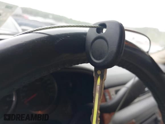 ✅ 2008 Chevrolet Tahoe LTZ • VIN: 1GNFC13J58R213066 • Лот: 42821545. Опубликован ранее на IAAI с пробегом 189 122 миль. Бесплатный доступ к архиву аукционных продаж из США и подробный отчёт об истории автомобиля на DreamBid. Изображение 11.