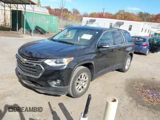 ✅ 2020 Chevrolet Traverse LT • VIN: 1GNERHKW8LJ215711 • Лот: 43620420. Опубликован ранее на IAAI с пробегом 116 026 миль. Бесплатный доступ к архиву аукционных продаж из США и подробный отчёт об истории автомобиля на DreamBid. Изображение 2.