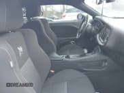 ✅ 2020 Dodge Challenger R/T Scat Pack Widebody • VIN: 2C3CDZFJ7LH239877 • Lot: 41623891. Wystawiony na IAAI z przebiegiem 40 370 mil. Bezpłatny archiwum sprzedaży aukcyjnych z USA i szczegółowy raport historii pojazdu na DreamBid. Zdjęcie 5.