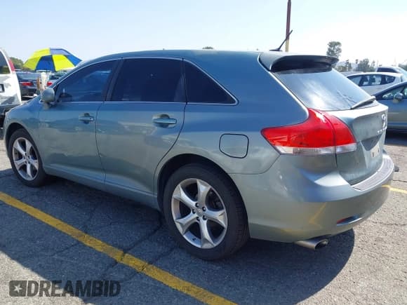 ✅ 2009 Toyota Venza • VIN: 4T3ZK11A49U013664 • Лот: 43335667. Опубликован ранее на IAAI с пробегом 239 198 миль. Бесплатный доступ к архиву аукционных продаж из США и подробный отчёт об истории автомобиля на DreamBid. Изображение 3.