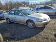 ✅ 1998 Honda Accord EX • VIN: 1HGCG5657WA112470 • Лот: 94920695. Опубликован ранее на Copart с пробегом 199 463 миль. Бесплатный доступ к архиву аукционных продаж из США и подробный отчёт об истории автомобиля на DreamBid. Изображение 4.