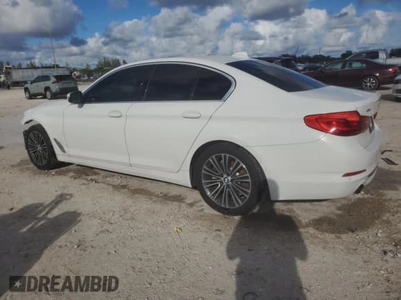 ✅ 2020 BMW 5 Series 530i xDrive • VIN: WBAJR7C05LCD79062 • Lot: 85115345. Listed on Copart with 115,406 mi. Free auction sales archive from the USA and detailed vehicle history report at DreamBid. Image 2.