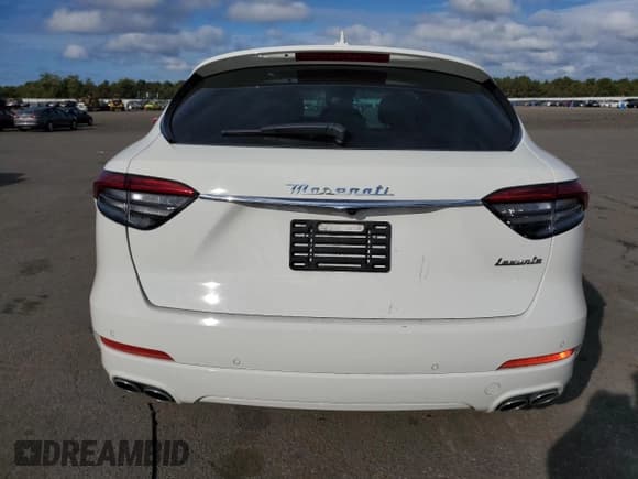 ✅ 2023 Maserati Levante GT • VIN: ZN661XUA6PX423569 • Lot: 71751934. Wystawiony na Copart z przebiegiem 28 000 mil. Bezpłatny archiwum sprzedaży aukcyjnych z USA i szczegółowy raport historii pojazdu na DreamBid. Zdjęcie 6.