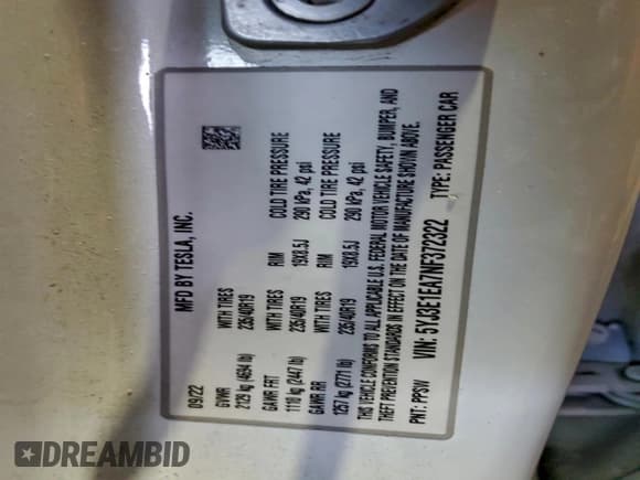 ✅ 2022 Tesla Model 3 • VIN: 5YJ3E1EA7NF372322 • Lot: 94419915. Wystawiony na Copart z przebiegiem 99 693 mil. Bezpłatny archiwum sprzedaży aukcyjnych z USA i szczegółowy raport historii pojazdu na DreamBid. Zdjęcie 12.