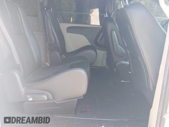 ✅ 2020 Dodge Grand Caravan SXT • VIN: 2C4RDGCG9LR161289 • Лот: 43004770. Опубликован ранее на IAAI с пробегом 114 649 миль. Бесплатный доступ к архиву аукционных продаж из США и подробный отчёт об истории автомобиля на DreamBid. Изображение 8.