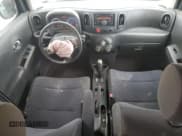 ✅ 2010 Nissan Cube S • VIN: JN8AZ2KRXAT152941 • Lot: 72754064. Wystawiony na Copart z przebiegiem 190 590 mil. Bezpłatny archiwum sprzedaży aukcyjnych z USA i szczegółowy raport historii pojazdu na DreamBid. Zdjęcie 8.