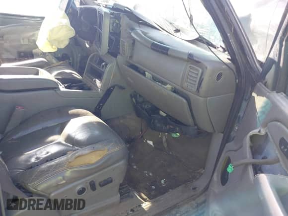 2006 GMC Sierra 1500 SLE1 с VIN 2GTEK13T361175061, выставлен на аукционе IAAI как лот 42113890 с пробегом Не указан миль и . История ставок и продаж доступна на DreamBid. Изображение 5.