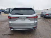 ✅ 2024 Mazda CX-90 Premium • VIN: JM3KKDHD9R1166808 • Lot: 43821542. Wystawiony na IAAI z przebiegiem 45 930 mil. Bezpłatny archiwum sprzedaży aukcyjnych z USA i szczegółowy raport historii pojazdu na DreamBid. Zdjęcie 16.