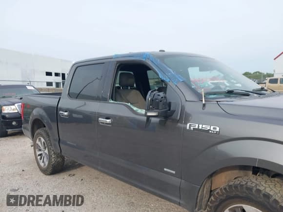 ✅ 2015 Ford F-150 XLT • VIN: 1FTEW1EP5FKF04542 • Lot: 43128488. Wystawiony na IAAI z przebiegiem 158 059 mil. Bezpłatny archiwum sprzedaży aukcyjnych z USA i szczegółowy raport historii pojazdu na DreamBid. Zdjęcie 16.