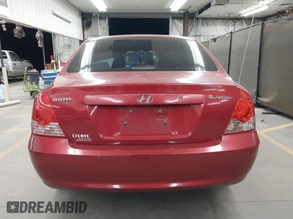 ✅ 2005 Hyundai Elantra GLS • VIN: KMHDN46D85U159400 • Lot: 42713170. Wystawiony na IAAI z przebiegiem 164 349 mil. Bezpłatny archiwum sprzedaży aukcyjnych z USA i szczegółowy raport historii pojazdu na DreamBid. Zdjęcie 16.