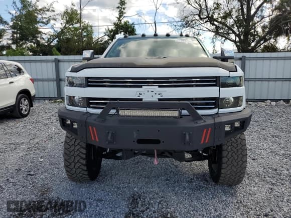 ✅ 2015 Chevrolet Silverado 2500HD LTZ • VIN: 1GC1KWE82FF667349 • Лот: 91940025. Опубликован ранее на Copart с пробегом 147 905 миль. Бесплатный доступ к архиву аукционных продаж из США и подробный отчёт об истории автомобиля на DreamBid. Изображение 5.