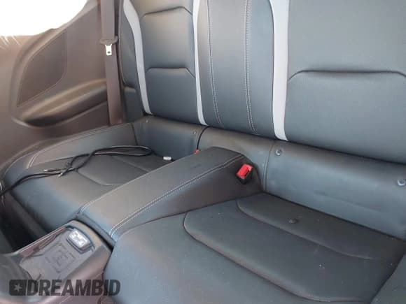 ✅ 2018 Chevrolet Camaro 2SS • VIN: 1G1FH1R7XJ0188741 • Лот: 43352801. Опубликован ранее на IAAI с пробегом 54 559 миль. Бесплатный доступ к архиву аукционных продаж из США и подробный отчёт об истории автомобиля на DreamBid. Изображение 8.