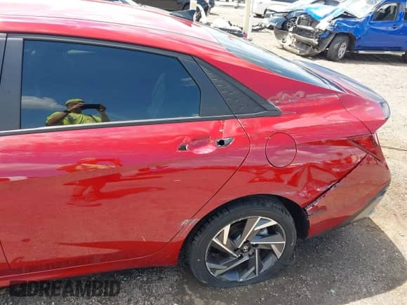 ✅ 2025 Hyundai Elantra SEL Sport • VIN: KMHLM4DG4SU959067 • Lot: 42895768. Listed on IAAI with 2,244 mi miles. Access the free auction sales archive from the USA and view a detailed vehicle history report at DreamBid. Image 20.