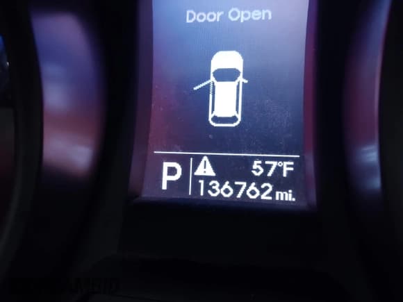 ✅ 2016 Hyundai Santa Fe SE • VIN: KM8SMDHF2GU144239 • Лот: 43664194. Опубликован ранее на IAAI с пробегом 136 762 миль. Бесплатный доступ к архиву аукционных продаж из США и подробный отчёт об истории автомобиля на DreamBid. Изображение 15.