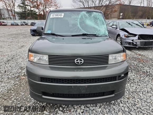 ✅ 2005 Scion xB • VIN: JTLKT324754004620 • Lot: 92168245. Wystawiony na Copart z przebiegiem 167 091 mil. Bezpłatny archiwum sprzedaży aukcyjnych z USA i szczegółowy raport historii pojazdu na DreamBid. Zdjęcie 5.