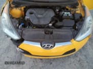 ✅ 2013 Hyundai Veloster w/Black Int • VIN: KMHTC6AD2DU124175 • Lot: 88032445. Wystawiony na Copart z przebiegiem 129 445 mil. Bezpłatny archiwum sprzedaży aukcyjnych z USA i szczegółowy raport historii pojazdu na DreamBid. Zdjęcie 12.