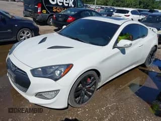 ✅ 2013 Hyundai Genesis Coupe Grand Touring • VIN: KMHHU6KJ6DU107581 • Lot: 42087667. Wystawiony na IAAI z przebiegiem 127 809 mil. Bezpłatny archiwum sprzedaży aukcyjnych z USA i szczegółowy raport historii pojazdu na DreamBid. Zdjęcie 2.