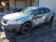 ✅ 2009 Dodge Avenger SE • VIN: 1B3LC46B59N569772 • Лот: 83179874. Опубликован ранее на Copart с пробегом 228 573 миль. Бесплатный доступ к архиву аукционных продаж из США и подробный отчёт об истории автомобиля на DreamBid. Изображение 1.