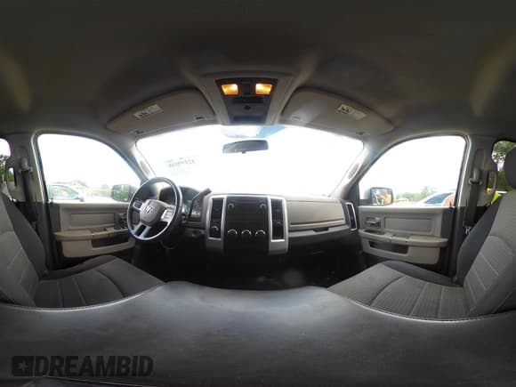 ✅ 2009 Dodge 1500 Laramie • VIN: 1D3HV13T49J526520 • Lot: 42199548. Wystawiony na IAAI z przebiegiem 149 113 mil. Bezpłatny archiwum sprzedaży aukcyjnych z USA i szczegółowy raport historii pojazdu na DreamBid. Zdjęcie 19.