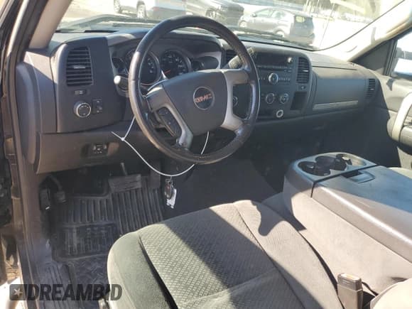 ✅ 2008 GMC Sierra 2500HD SLE1 • VIN: 1GTHK29K78E127095 • Lot: 48056745. Listed on Copart with 256,706 mi. Free auction sales archive from the USA and detailed vehicle history report at DreamBid. Image 8.