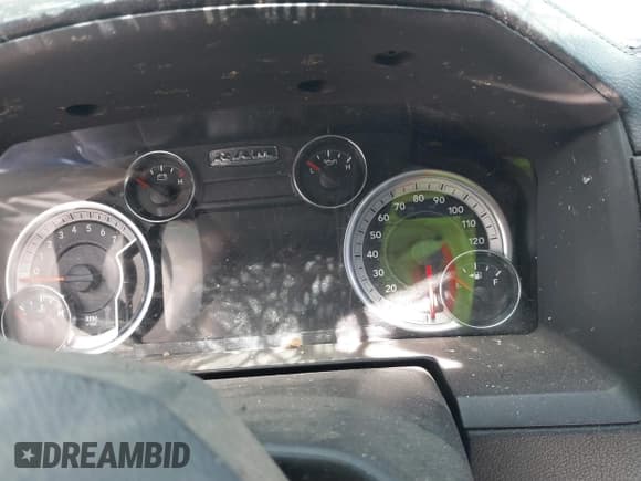 ✅ 2017 Ram 1500 Sport • VIN: 1C6RR7MT4HS609075 • Lot: 41768714. Wystawiony na IAAI z przebiegiem Nie podano. Bezpłatny archiwum sprzedaży aukcyjnych z USA i szczegółowy raport historii pojazdu na DreamBid. Zdjęcie 7.