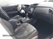 ✅ 2017 Nissan Rogue SV • VIN: 5N1AT2MT1HC848101 • Lot: 41944456. Listed on IAAI with 52,294 mi. Free auction sales archive from the USA and detailed vehicle history report at DreamBid. Image 5.